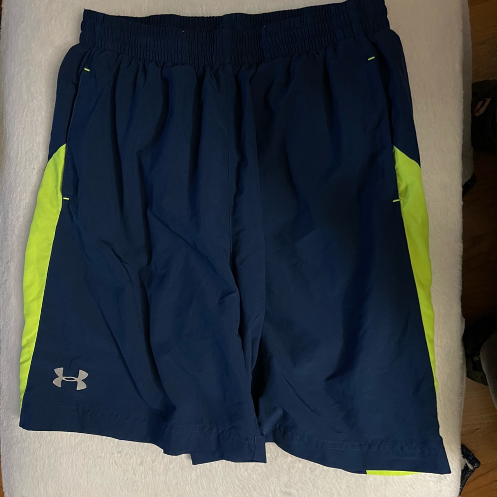 Under Armour Heat Gear Navy Shorts Fitted Fit Large